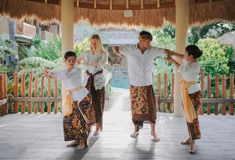 ホテル The Alena Resort A Pramana Experience