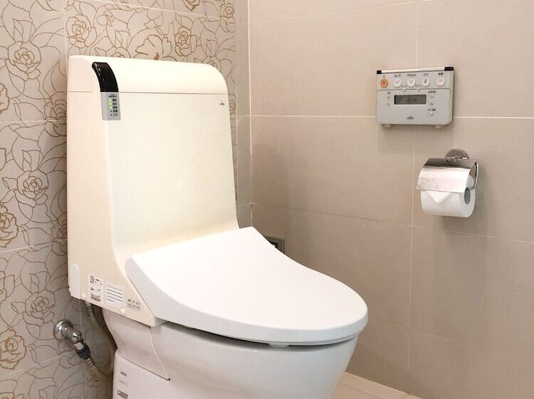 هتل The Crystal Resort Sun Moon Lake