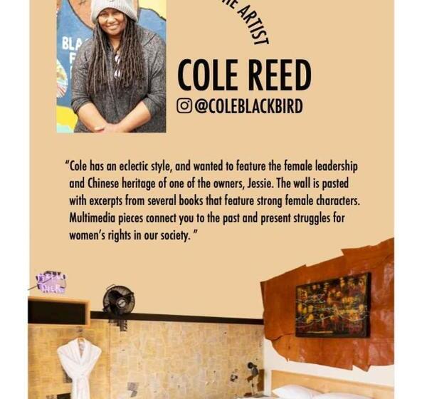 فندق The Society