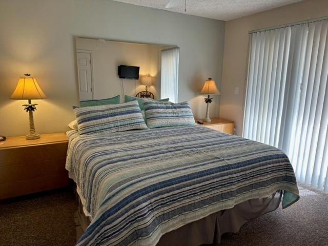 Hotel Treasure Island Beach Club 727 360 7096