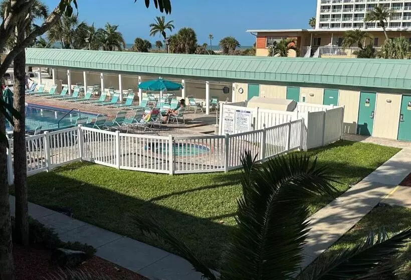 ホテル Treasure Island Beach Club 727 360 7096