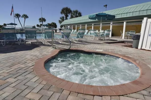 ホテル Treasure Island Beach Club 727 360 7096