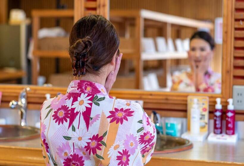 Kusatsu Onsen Hotel Resort