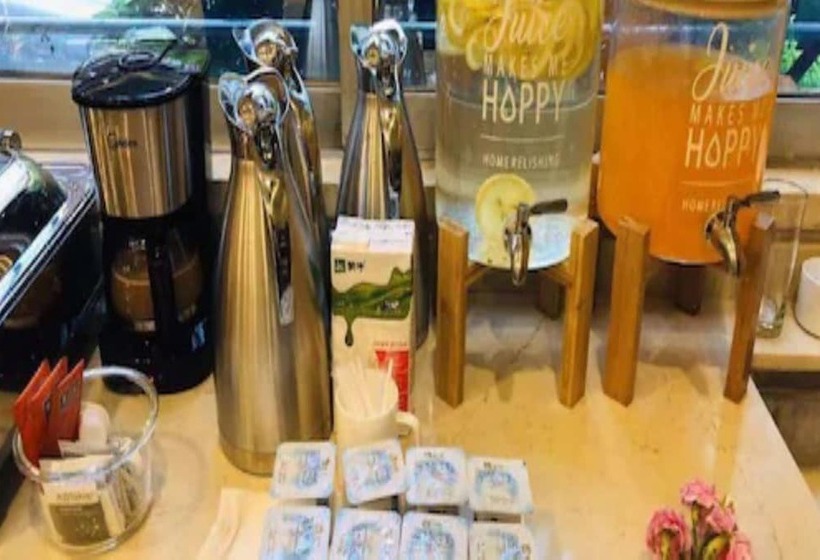 Vienna Hotel Shenzhen Bao An Fanshen Metro Station