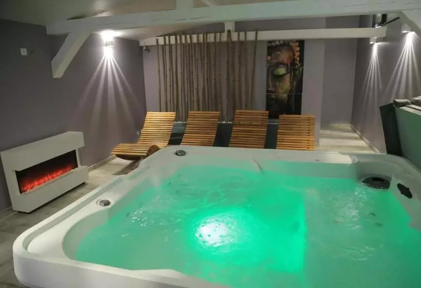 H49 Jacuzzi Penthouse Adults Only
