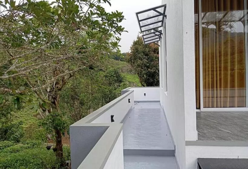 Hotelli Mountain Villa