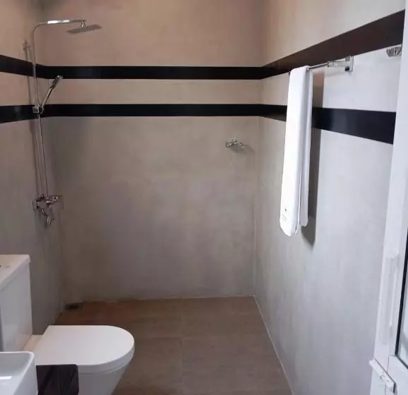 Hotelli Mountain Villa