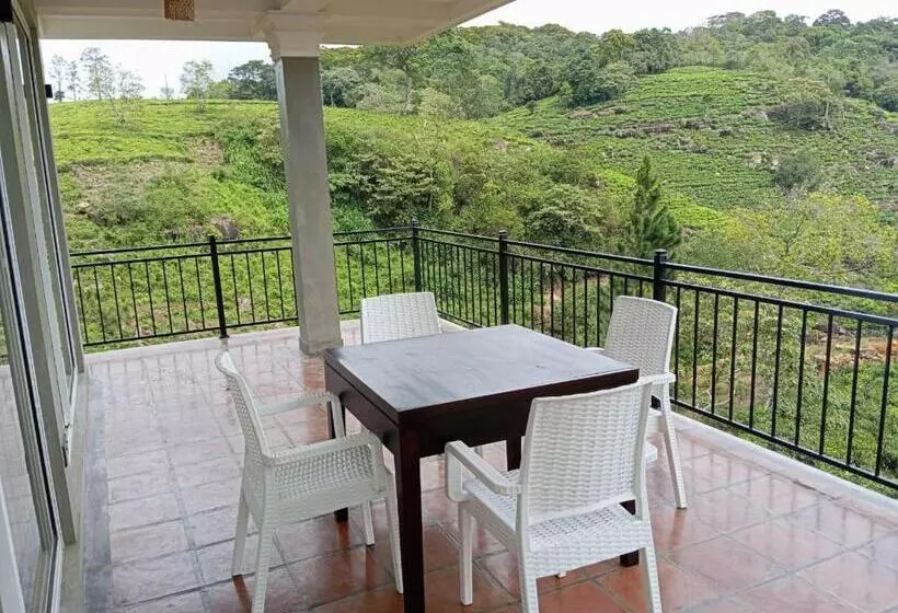 Hotelli Mountain Villa