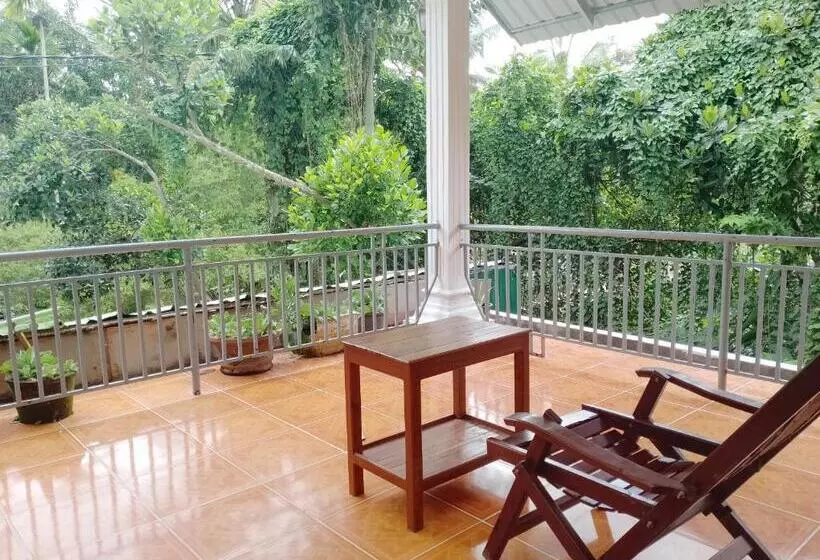 پانسیون Namo Angkor Villa