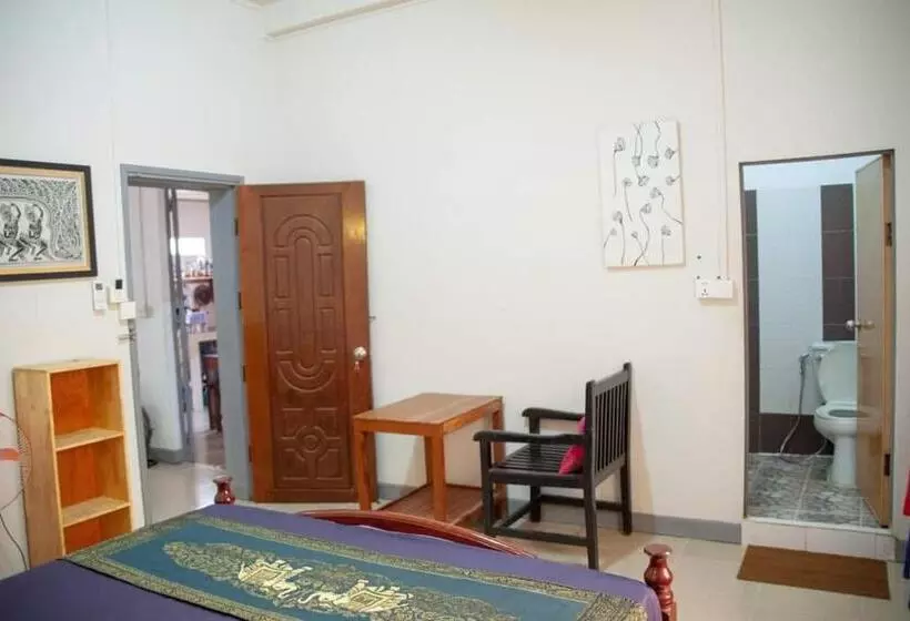 پانسیون Namo Angkor Villa