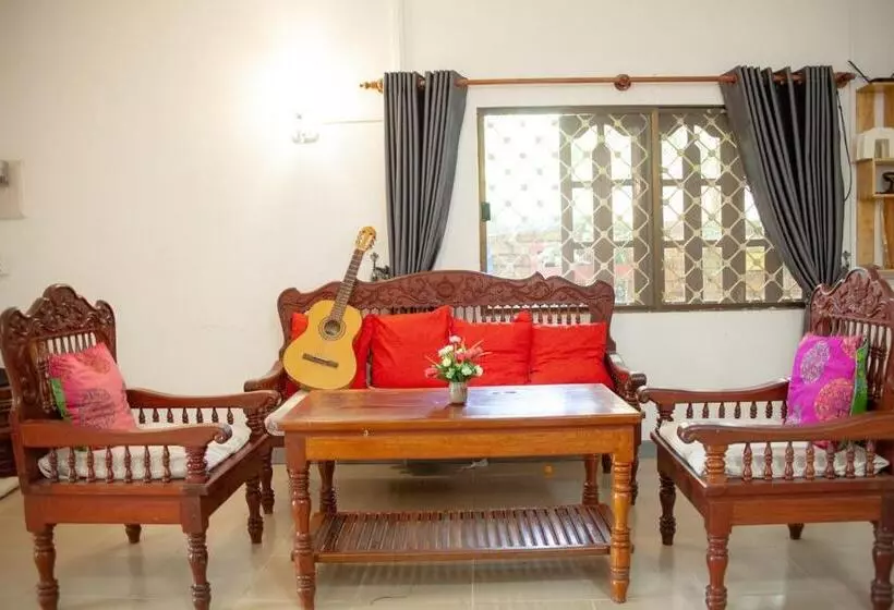پانسیون Namo Angkor Villa