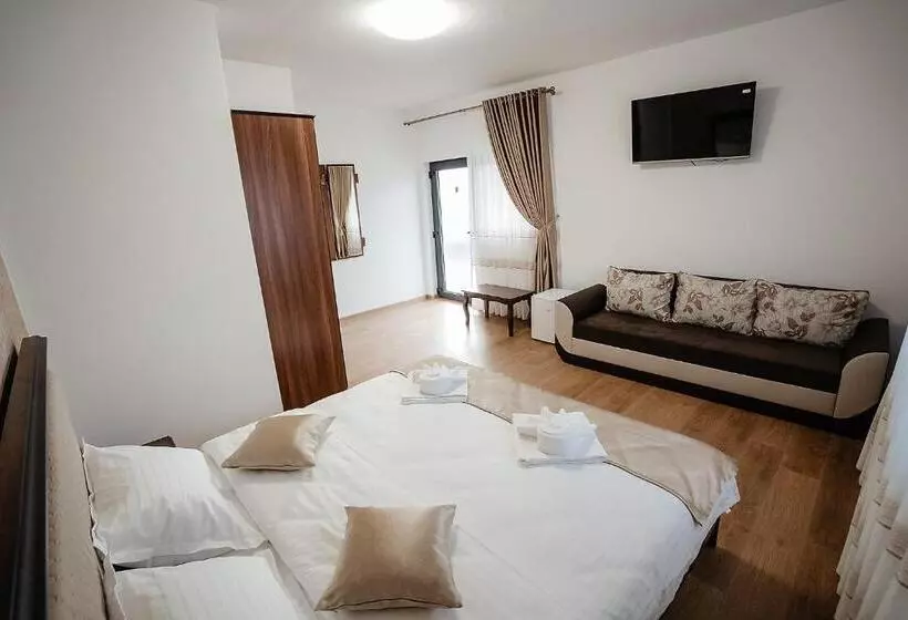 リゾートホテル Pensiunea Vox