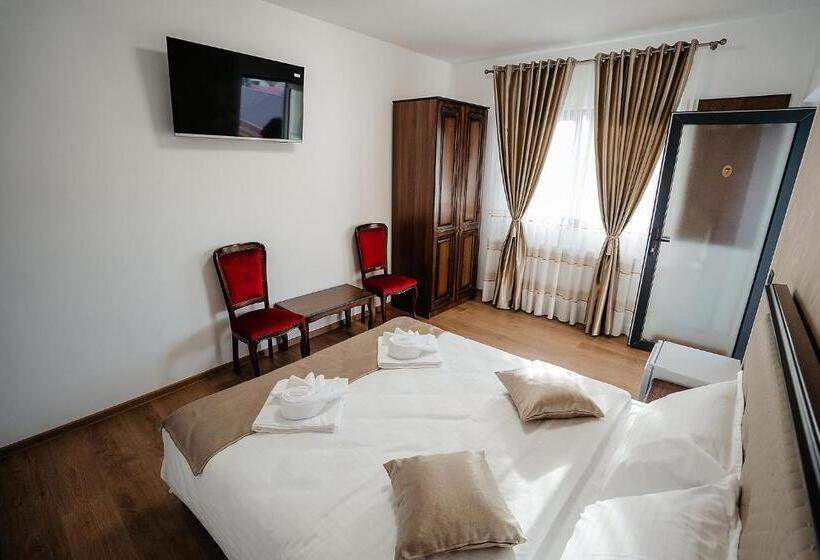 استراحتگاه Pensiunea Vox