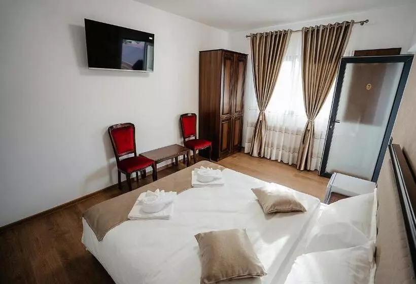 リゾートホテル Pensiunea Vox