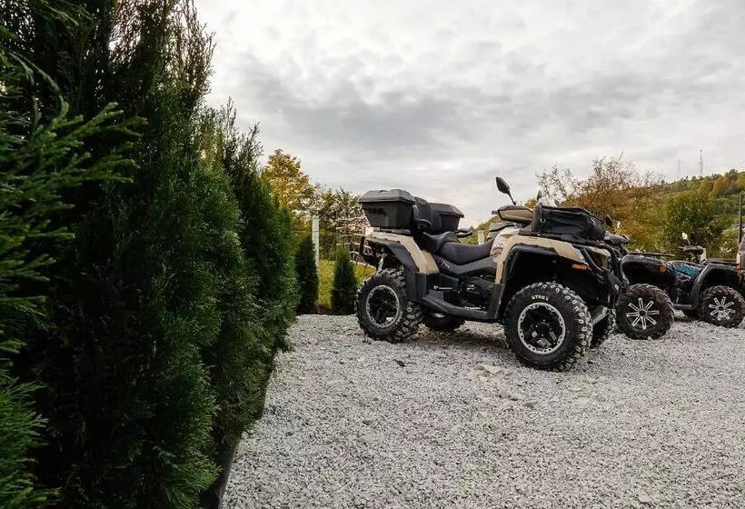 リゾートホテル Pensiunea Vox