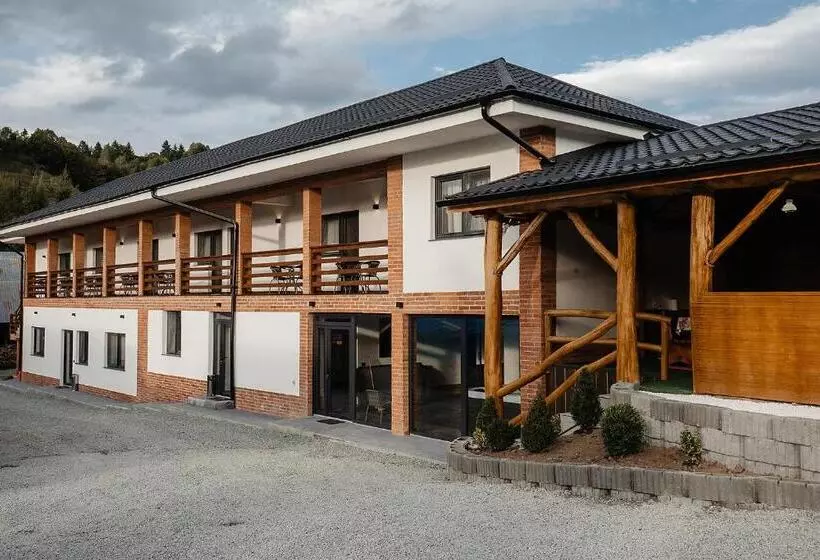 リゾートホテル Pensiunea Vox