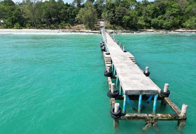 Romny Cozy Bay Resort