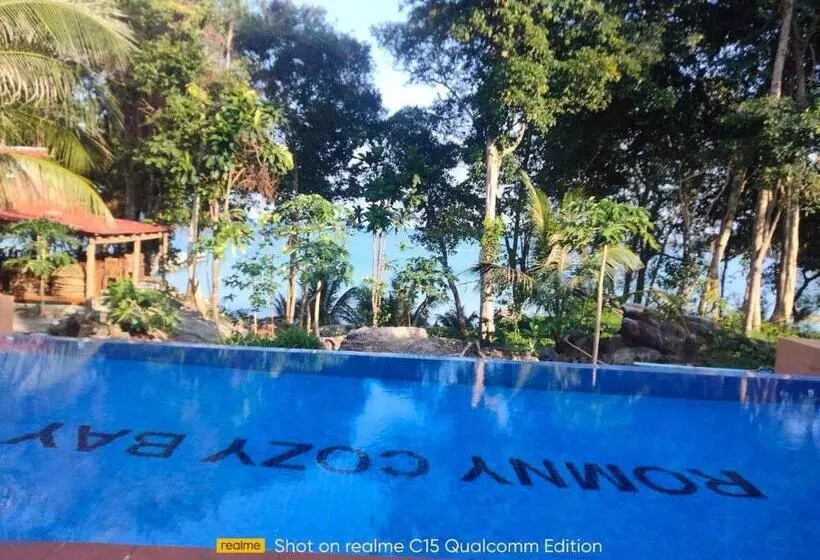 Romny Cozy Bay Resort