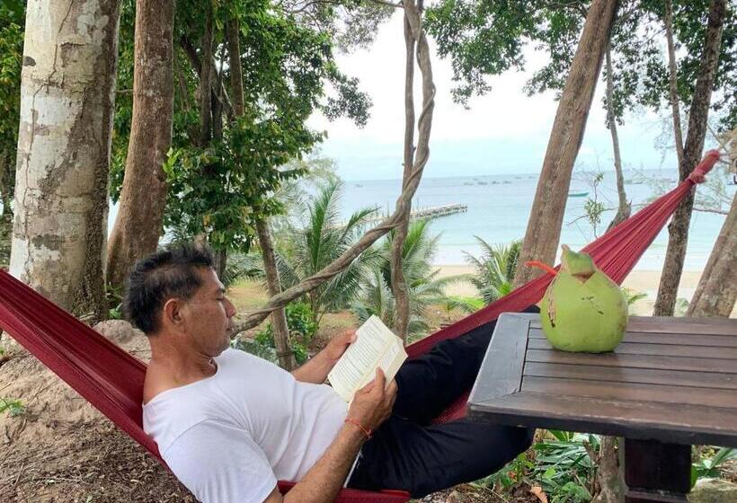 Romny Cozy Bay Resort