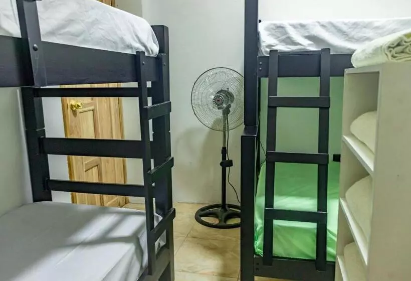 Retkeilymaja Poseidón Lodging Cojimies