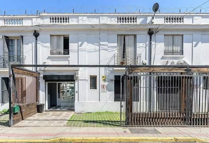 Hotelli Santiago Patio Bellavista