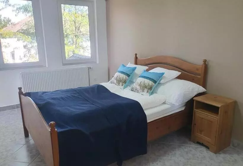 Hotelli The Luxo Wine Museum