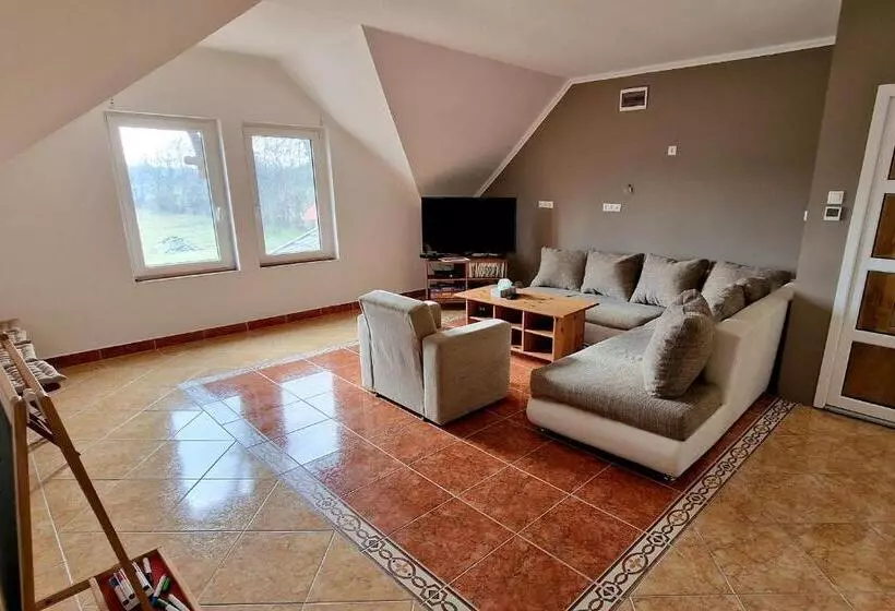 Hotelli The Luxo Wine Museum