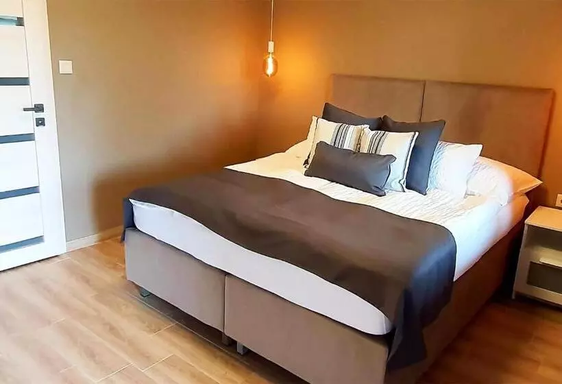 Hotelli The Luxo Wine Museum