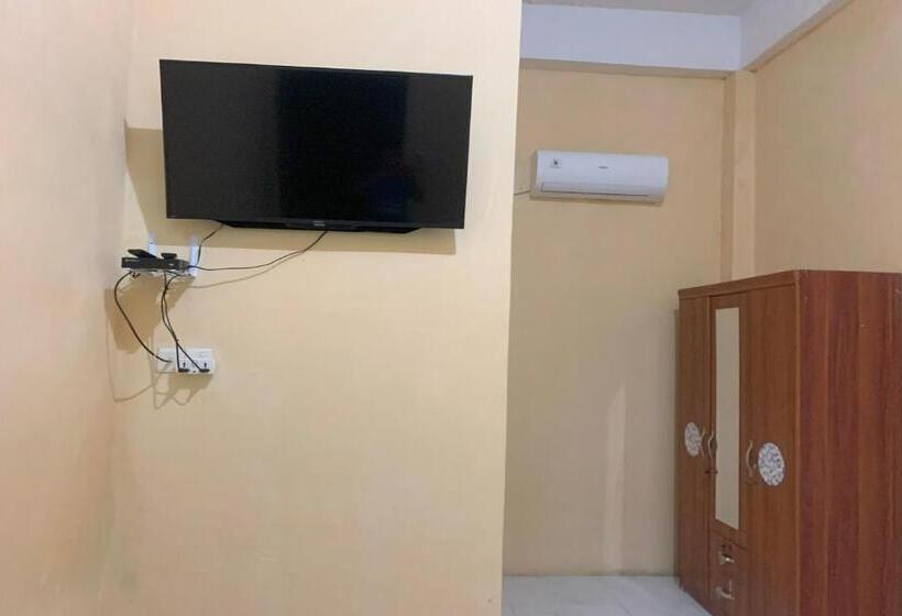 Отель Oyo 92986 Inara Homestay