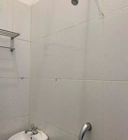 Hotelli Oyo 92986 Inara Homestay