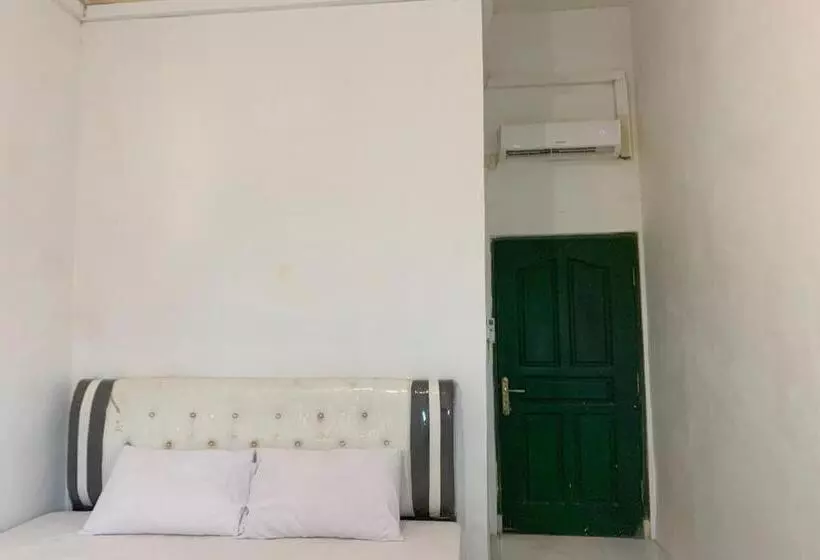 Hotelli Oyo 92986 Inara Homestay