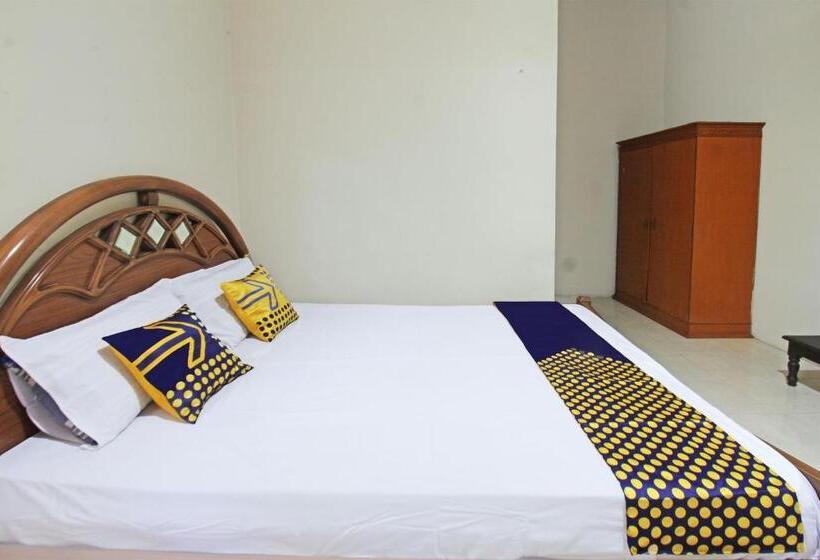 Hotel Spot On 92973 Madani Syariah Guesthouse