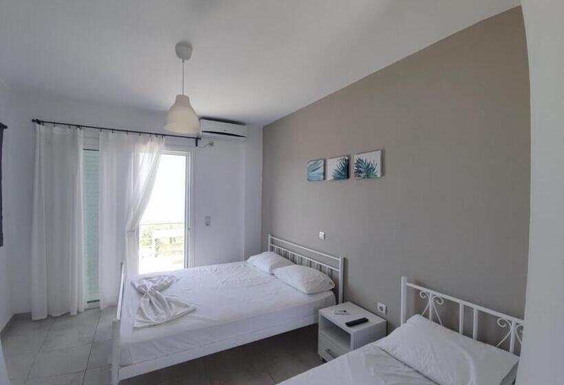 بنسيون Penelope & Michael Rooms