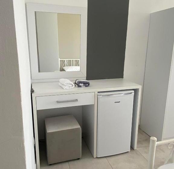 بنسيون Penelope & Michael Rooms