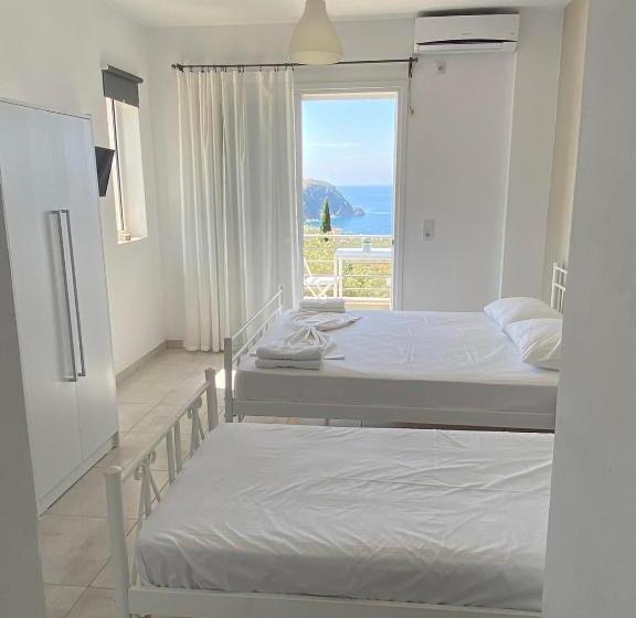 بنسيون Penelope & Michael Rooms