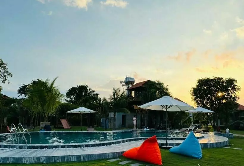 Bum King Resort Hồ Tràm