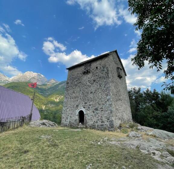 Pensió Bujtina Te Kulla