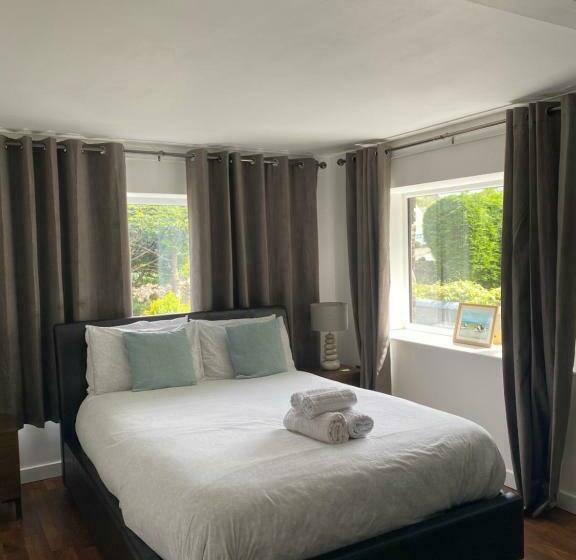 Pensionat Heddfan   Peaceful & Cozy En Suite Room 5 Mins From Stunning Llanbedrog Beach