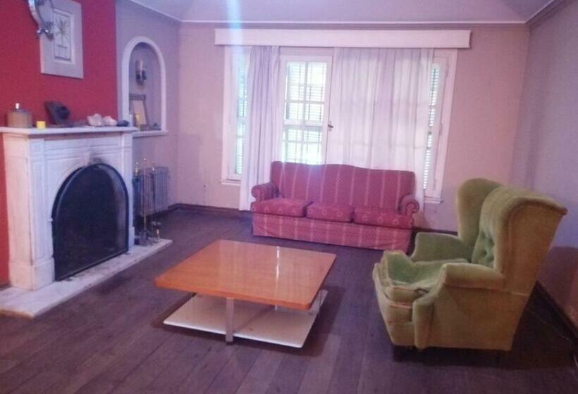 Hostel Nomads Buenos Aires