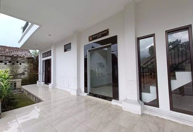 ユースホステル Wisata Bintang