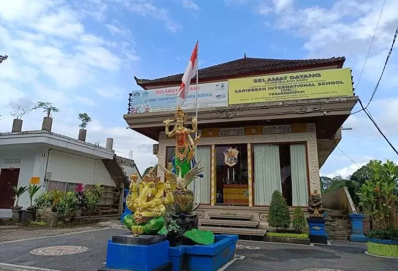 ユースホステル Wisata Bintang