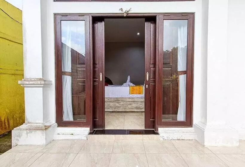 ユースホステル Wisata Bintang