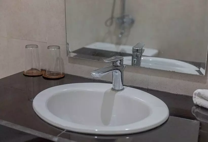 ユースホステル Wisata Bintang