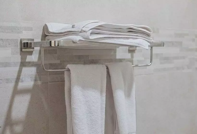 ユースホステル Wisata Bintang