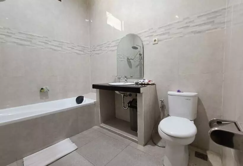 ユースホステル Wisata Bintang