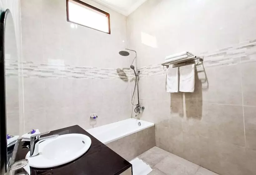 ユースホステル Wisata Bintang