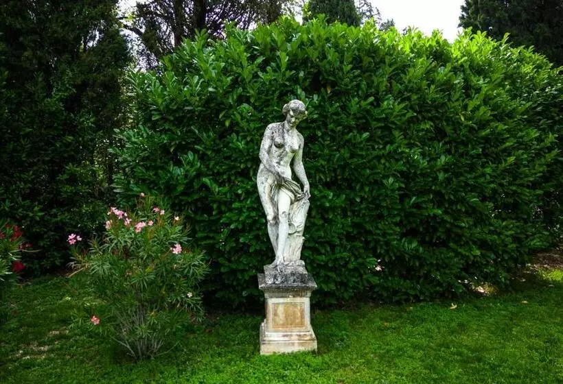 Aamiaismajoitus (B&B) Villa Carrara La Spada