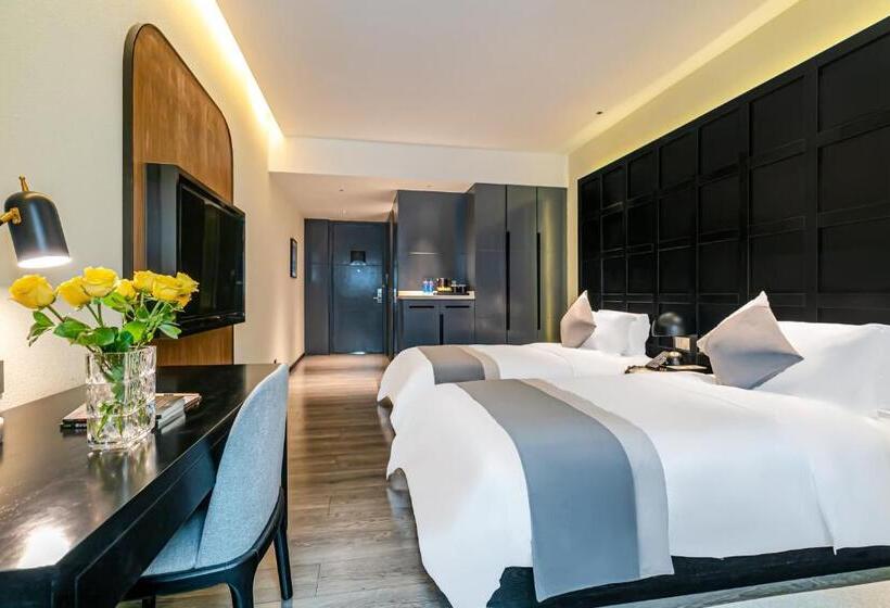 Empathy Hotel Guangzhou East Railway Station Tianhe Sports Center