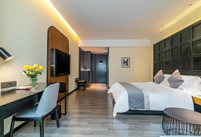 Empathy Hotel Guangzhou East Railway Station Tianhe Sports Center