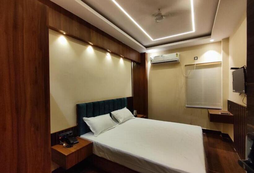 בית מלון כפרי B S Heights